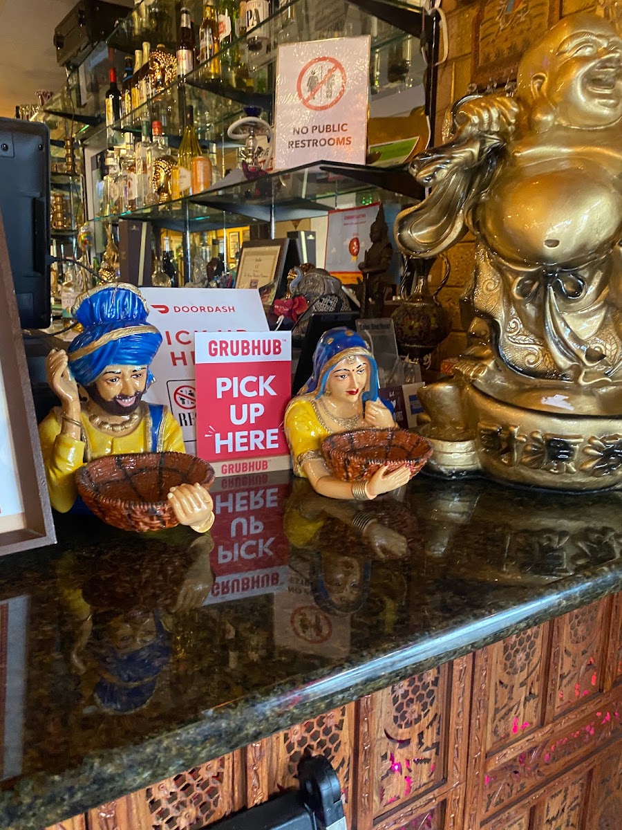 India 4 U Restaurant And Bar